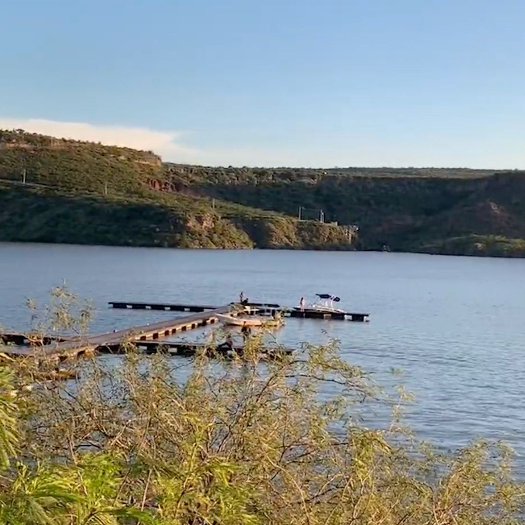 Localizan a un Sobreviviente tras Accidente en Presa de Cadereyta